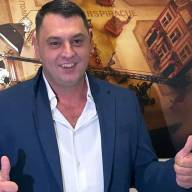Dobio si šta si zaslužio: Pečenica odgovorio Urošu na prozivke da mu je uništio kosu, evo šta se krije iza svega